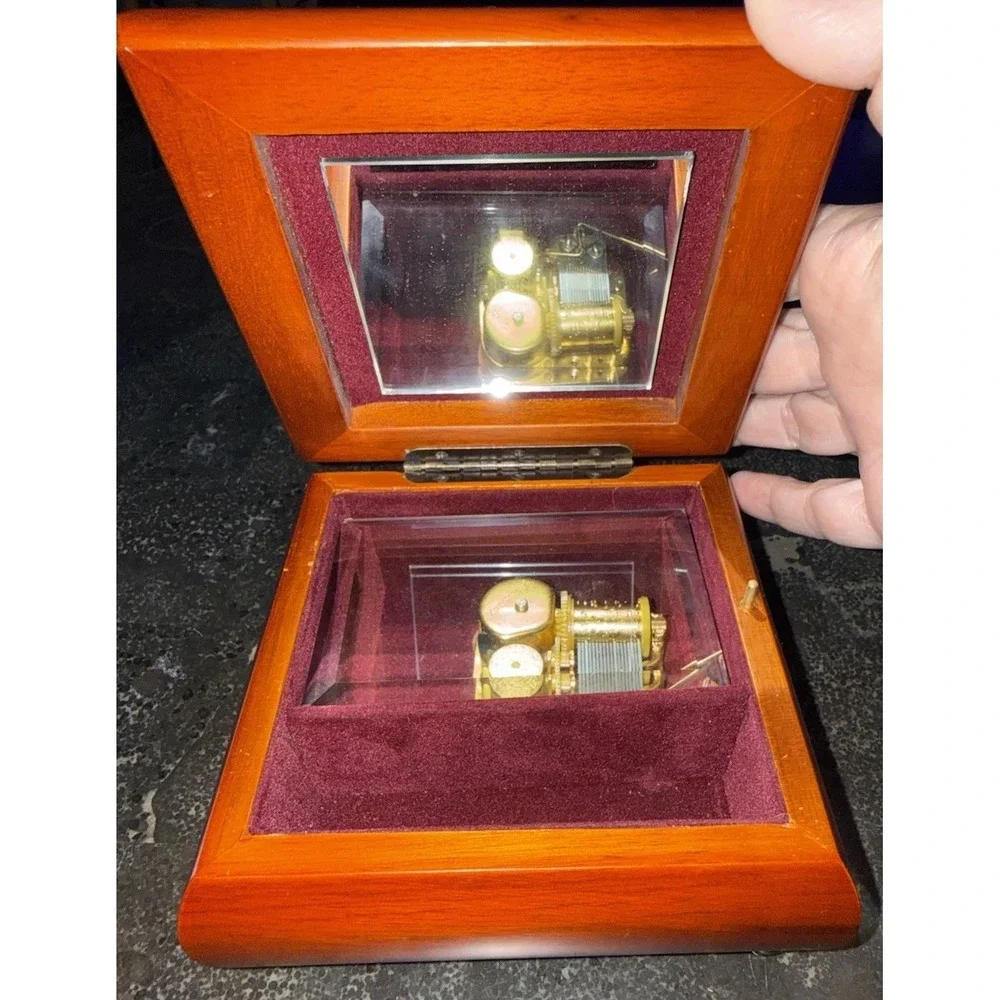 Vtg Wooden Trinket MUSIC Box -Works Scroll, Music Themed- Small Lined